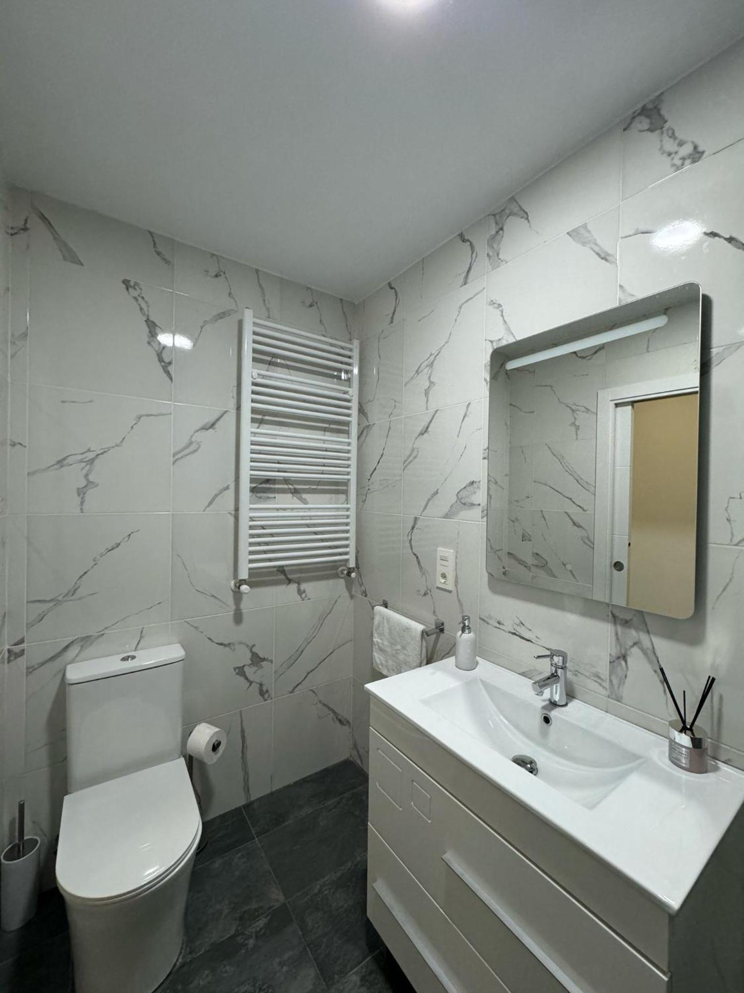 Piso Nuevo A 10 Minutos De San Sebastian Apartment Lasarte Oria Ngoại thất bức ảnh