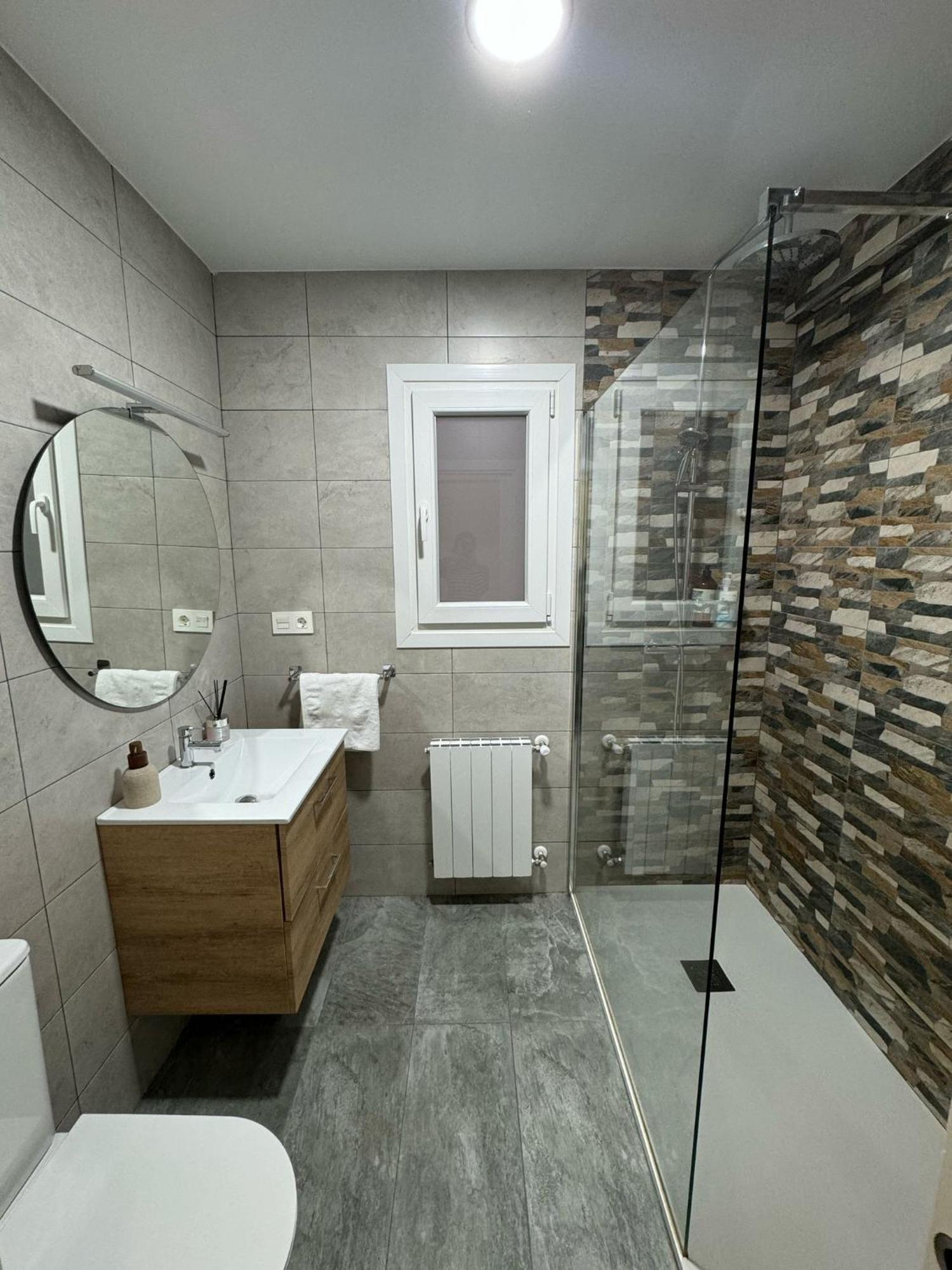 Piso Nuevo A 10 Minutos De San Sebastian Apartment Lasarte Oria Ngoại thất bức ảnh